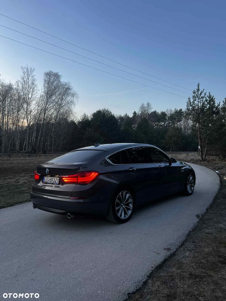 BMW 5GT 535d xDrive - 14