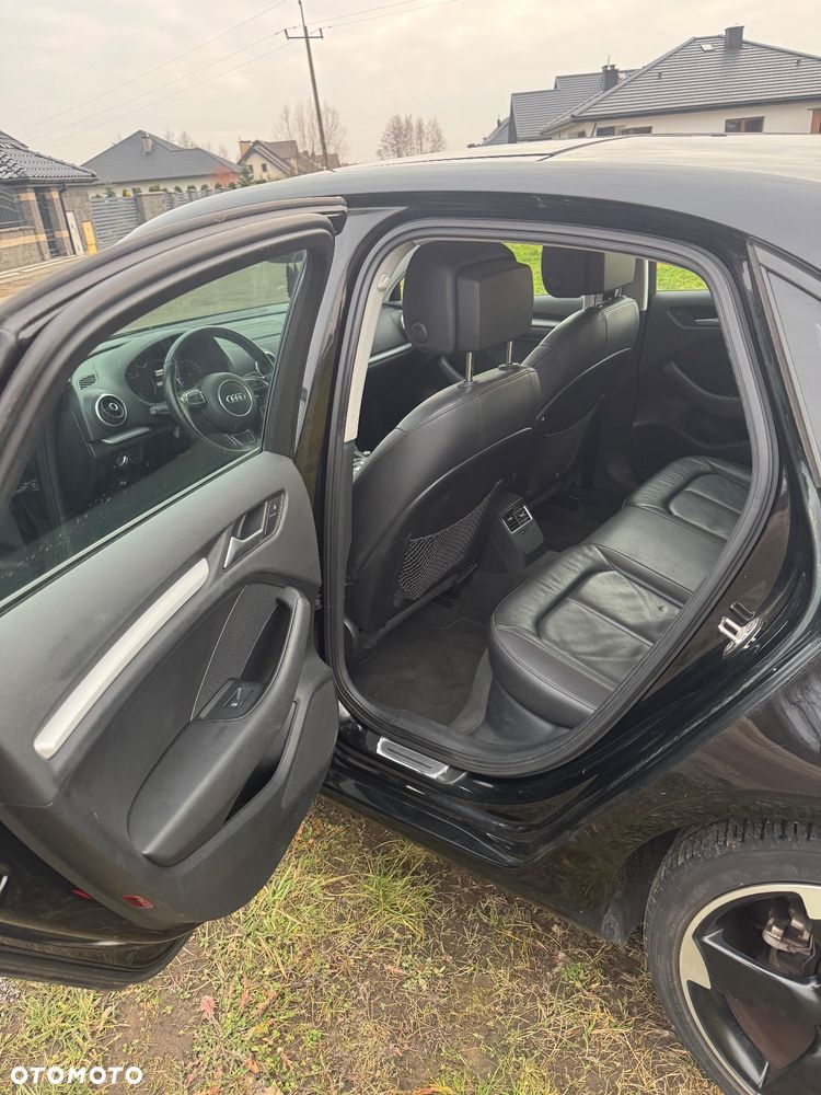 Audi Inny - 12