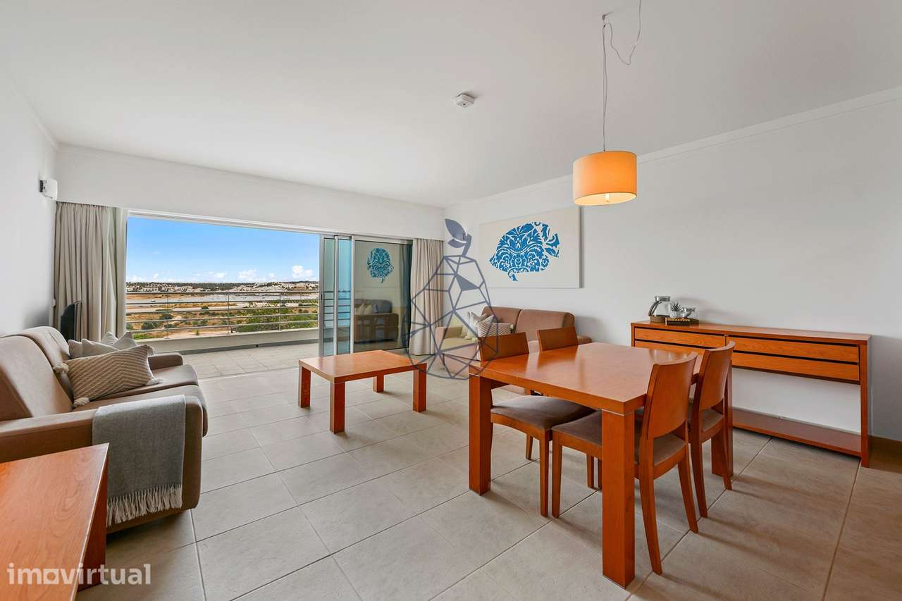 Apartamento T1 com Garagem  em Condomínio de Luxo com Piscina Exterior - Grande imagem: 2/50