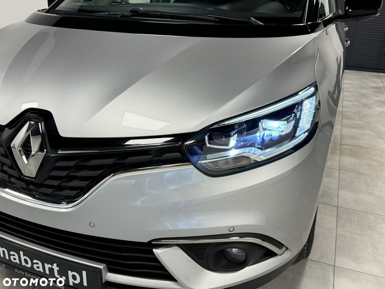 Renault Scenic ENERGY dCi 130 INTENS - 8