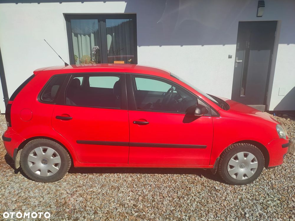 Volkswagen Polo 1.4 16V Comfortline - 2