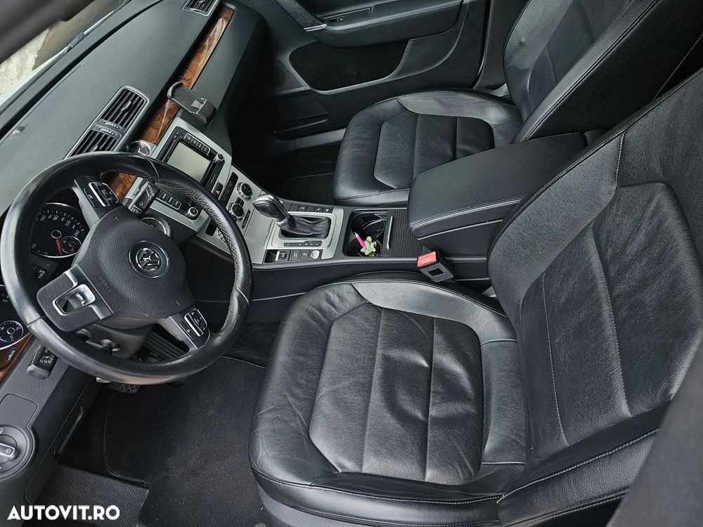 Volkswagen Passat 2.0 TDI BlueMotion Tehnology DSG Highline - 5