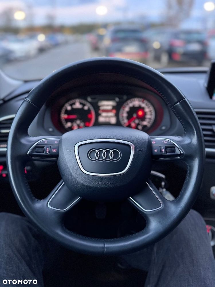 Audi Q3 - 30