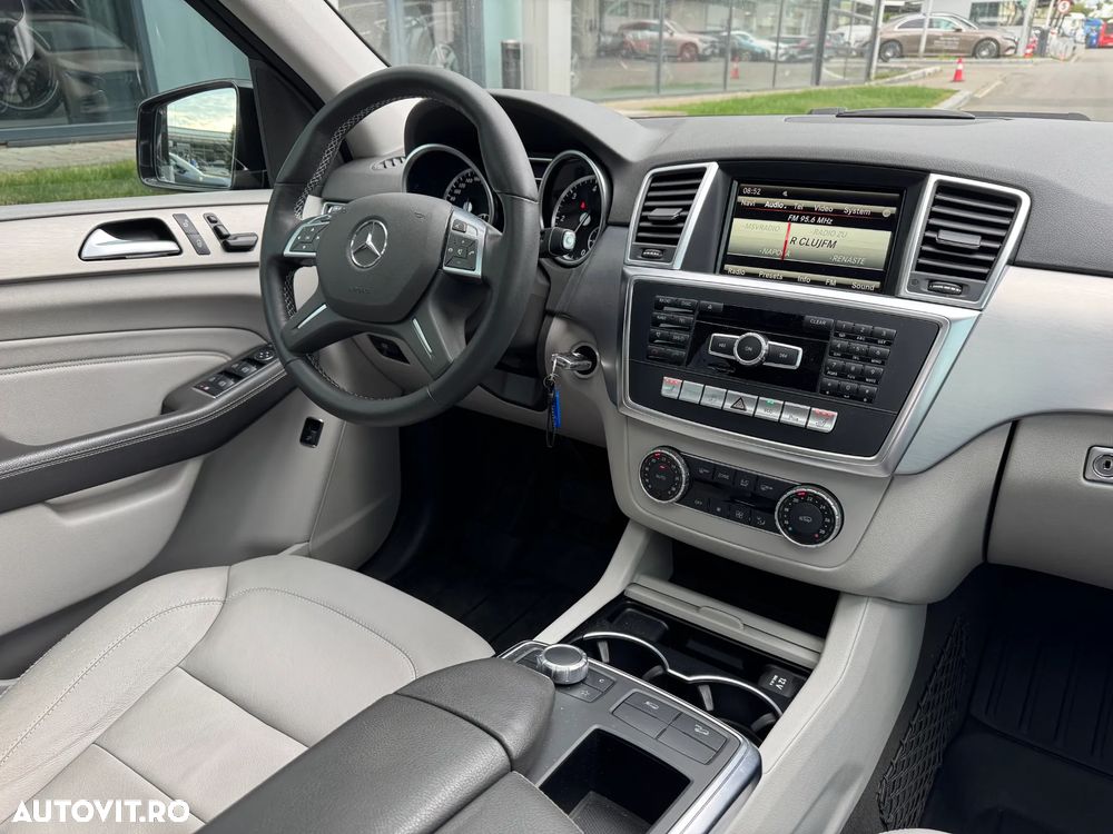 Mercedes-Benz ML 350 BlueTEC 4MATIC 7G-TRONIC - 11