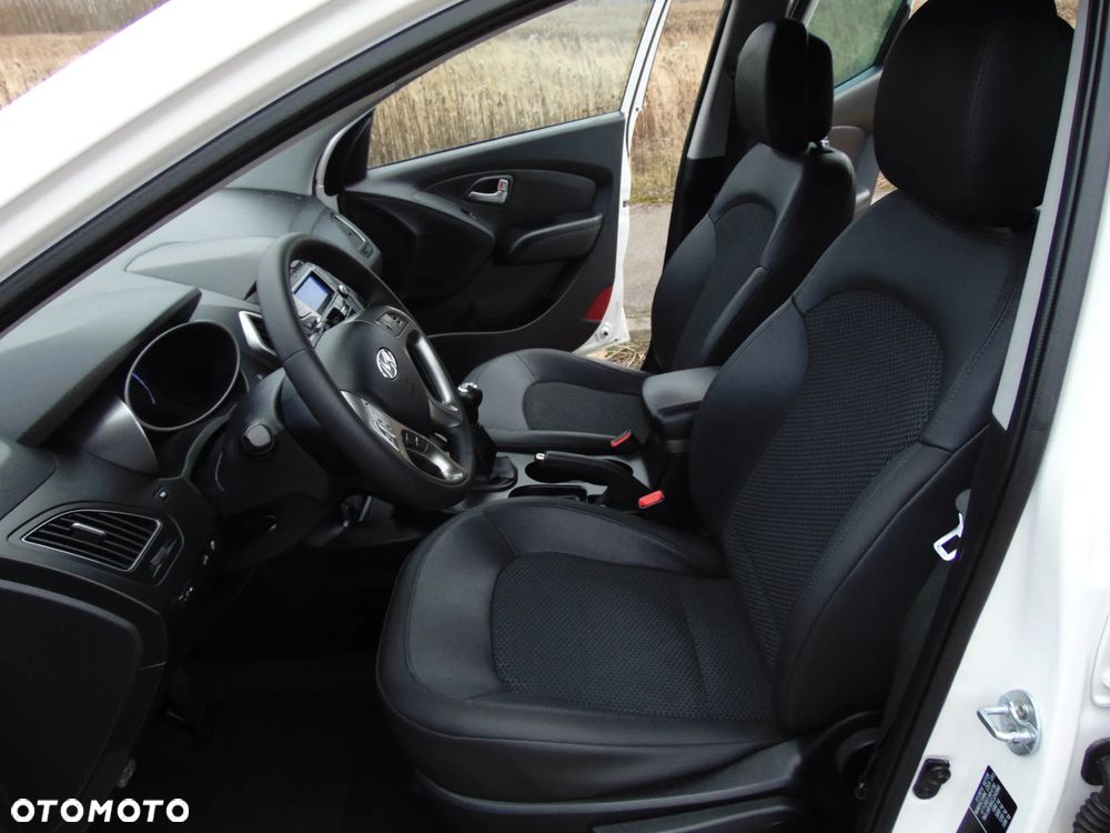 Hyundai ix35 2.0 2WD Style - 11