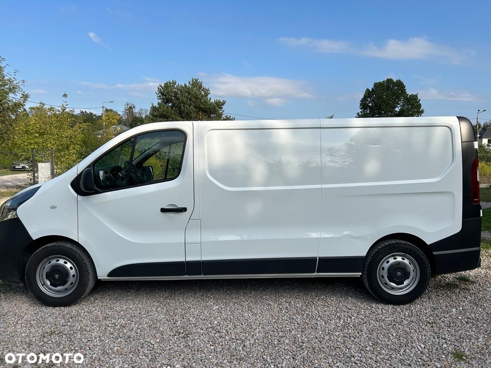 Opel Vivaro - 1