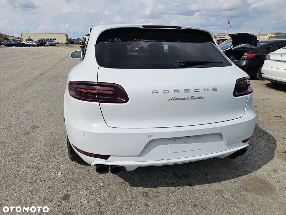 Porsche Macan Turbo PDK - 1