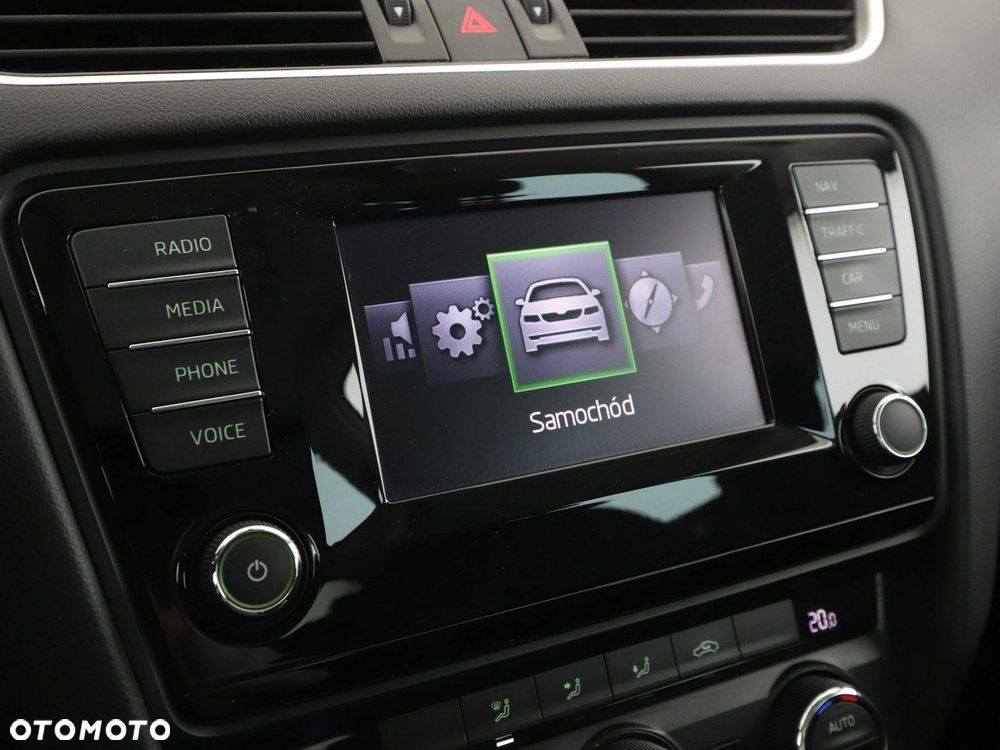 Skoda Octavia 1.4 TSI Ambition DSG - 24