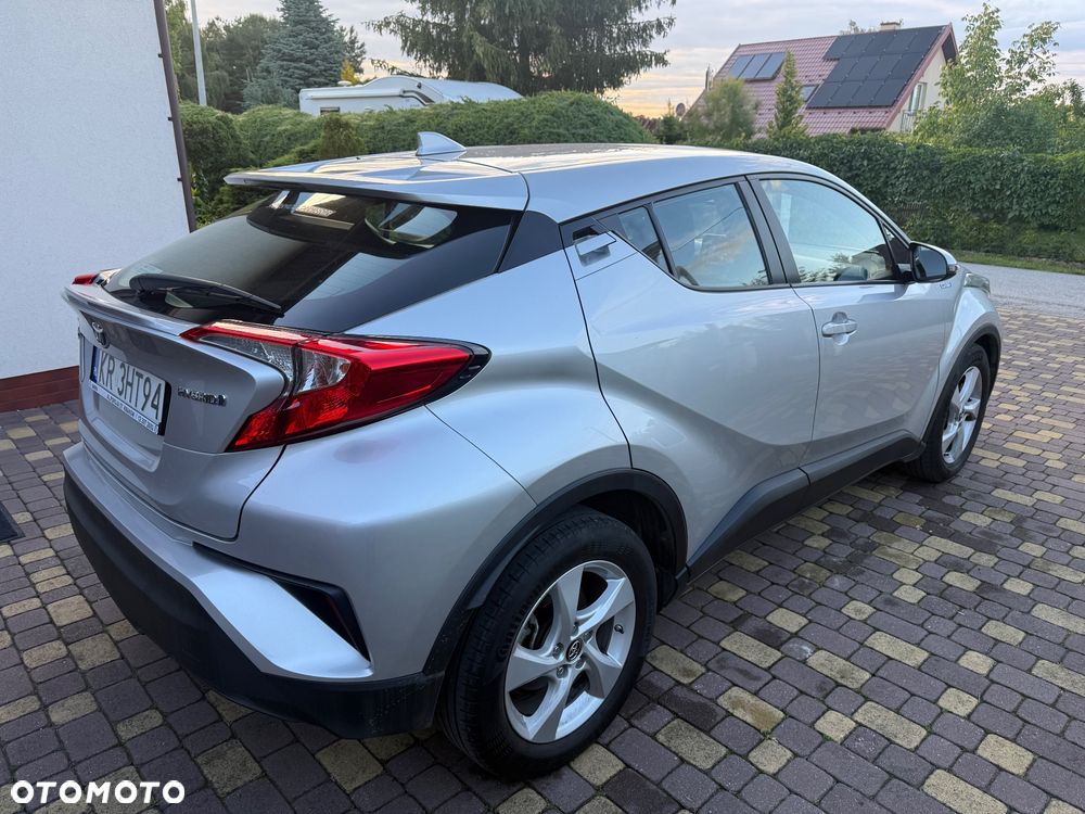 Toyota C-HR - 10