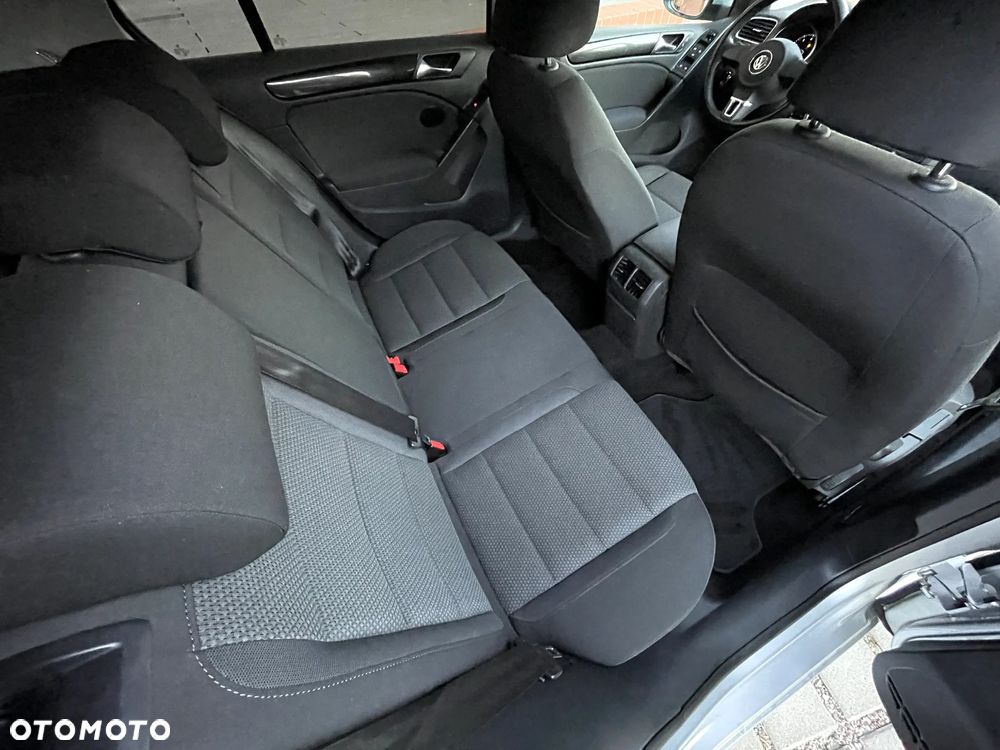 Volkswagen Golf 1.4 Comfortline - 36