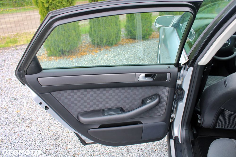 Audi A6 Limousine 1.8T - 24