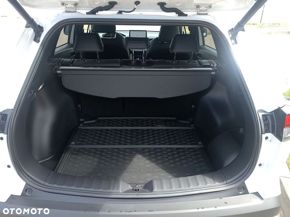 Toyota Corolla Cross 2.0 Hybrid Premiere Edition - 12