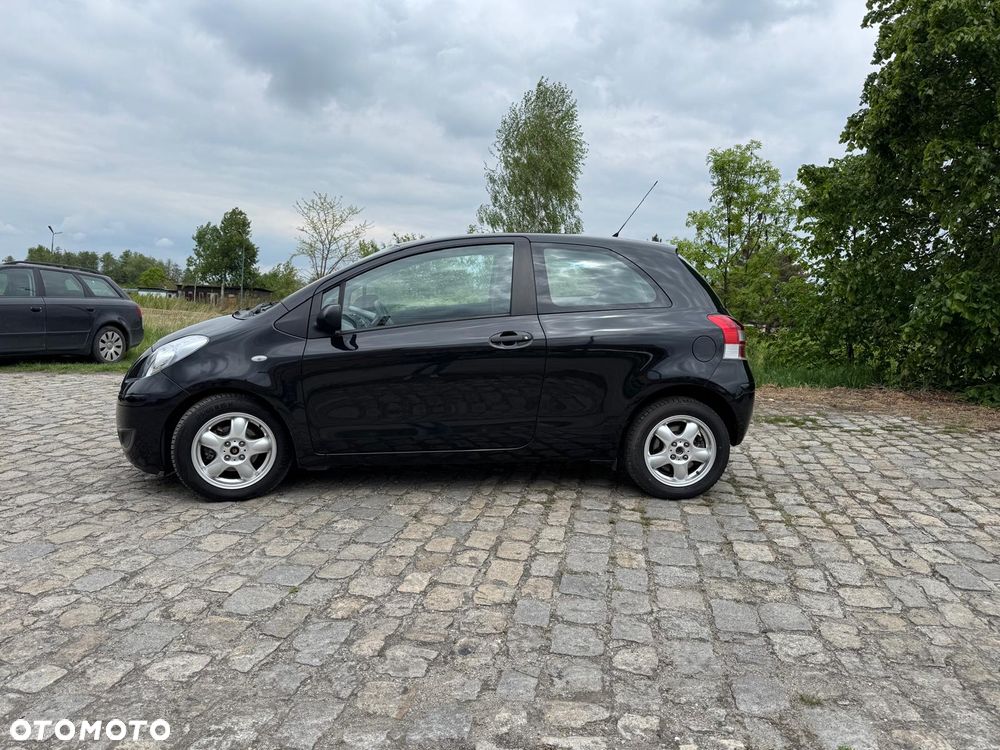 Toyota Yaris 1.33 VVT-i Cool - 3