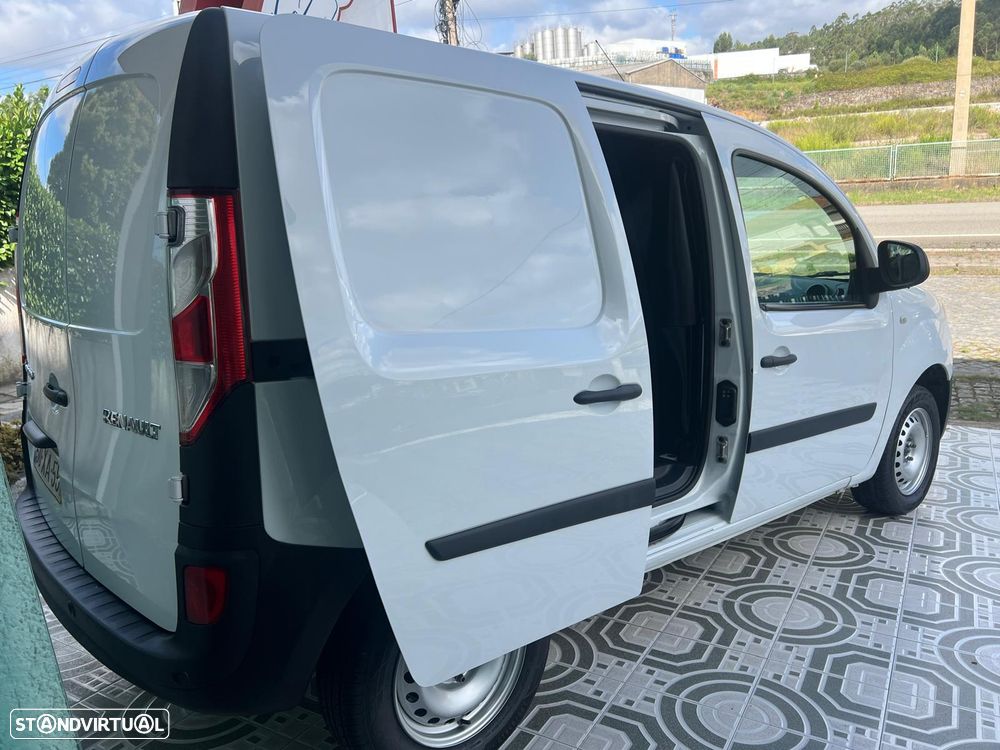 Renault 1.5 DCI Business 3 Lugares - 21