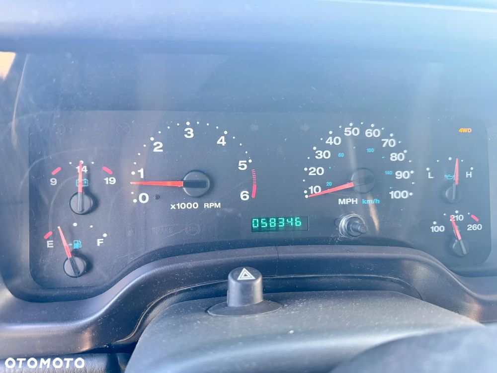 Jeep Wrangler 4.0 Sport - 11