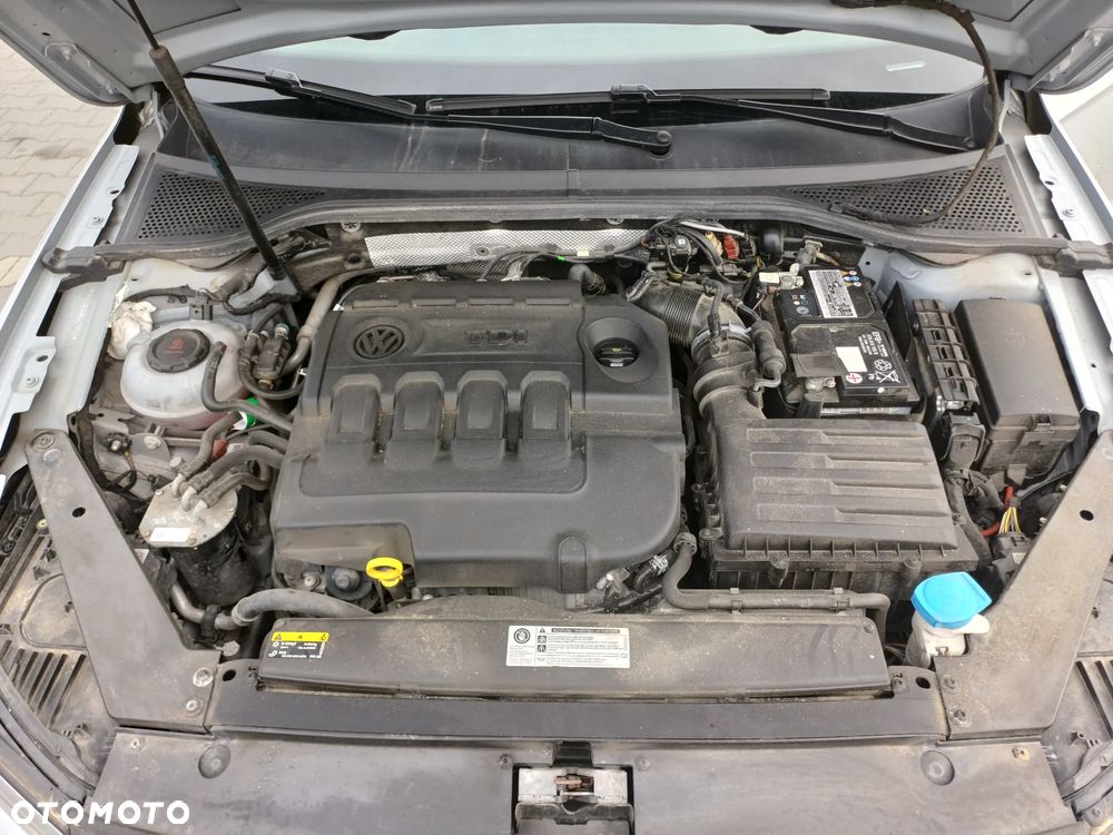 Volkswagen Passat Variant 2.0 TDI SCR - 21