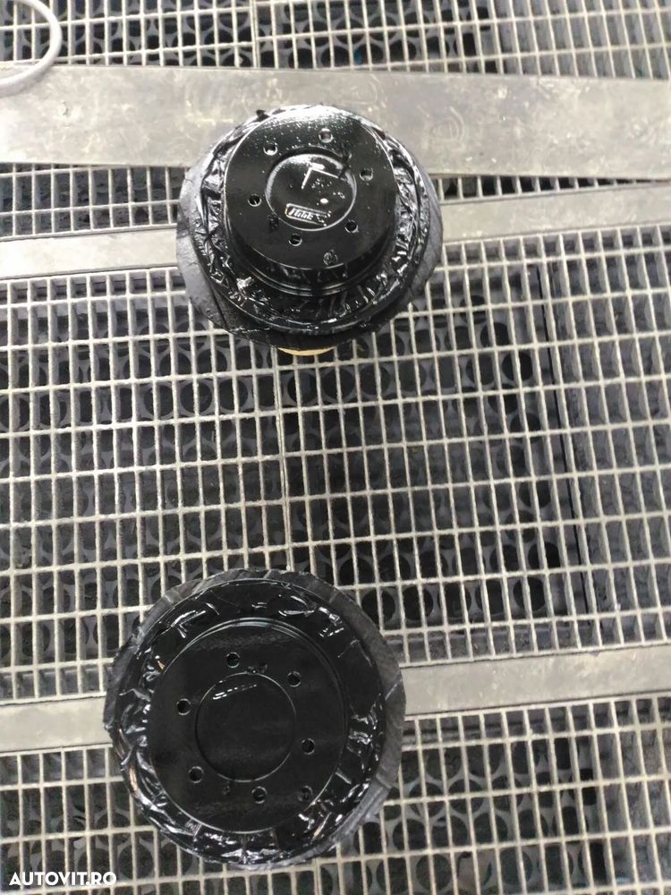 Mitsubishi Pajero - 18