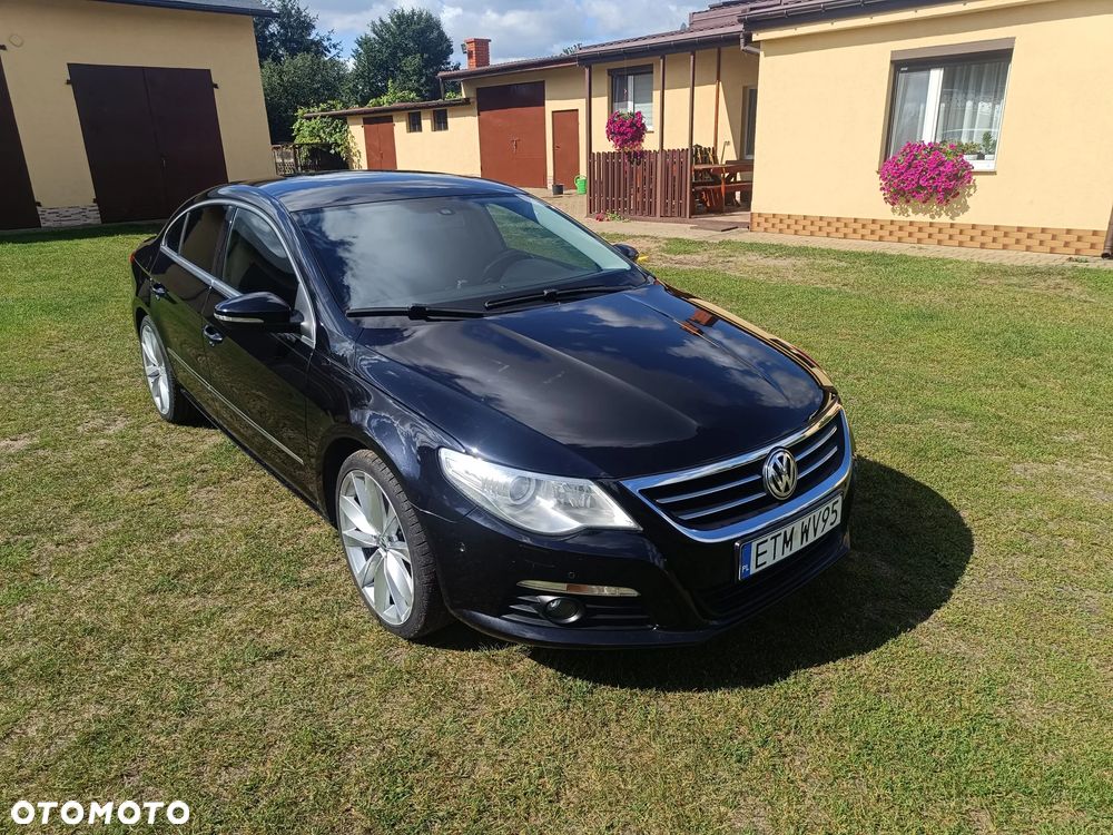 Volkswagen Passat CC - 16