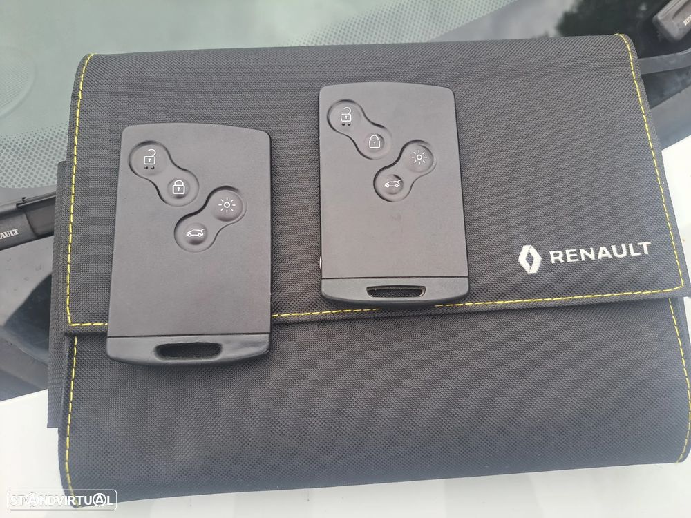 Renault Clio Sport Tourer 1.5 dCi Dynamique S - 27