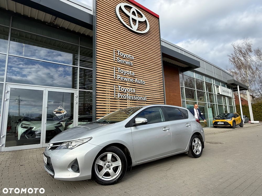 Toyota Auris 1.33 VVT-i Active - 1
