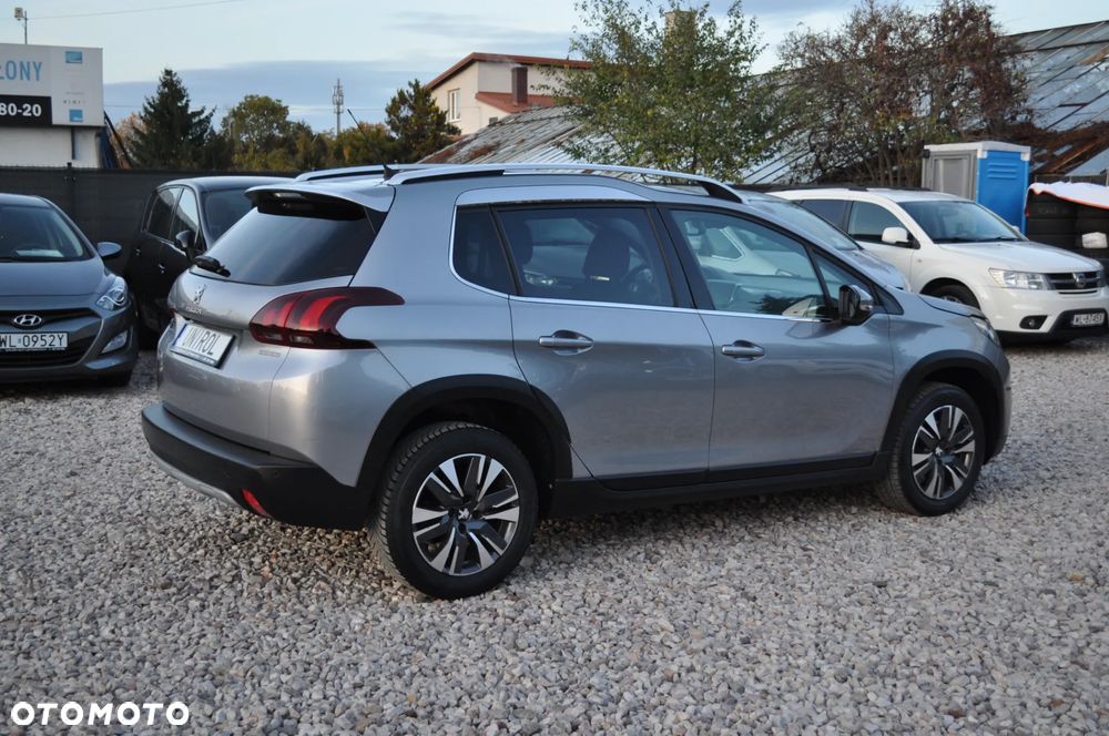 Peugeot 2008 1.2 Pure Tech GPF Allure S&S - 5