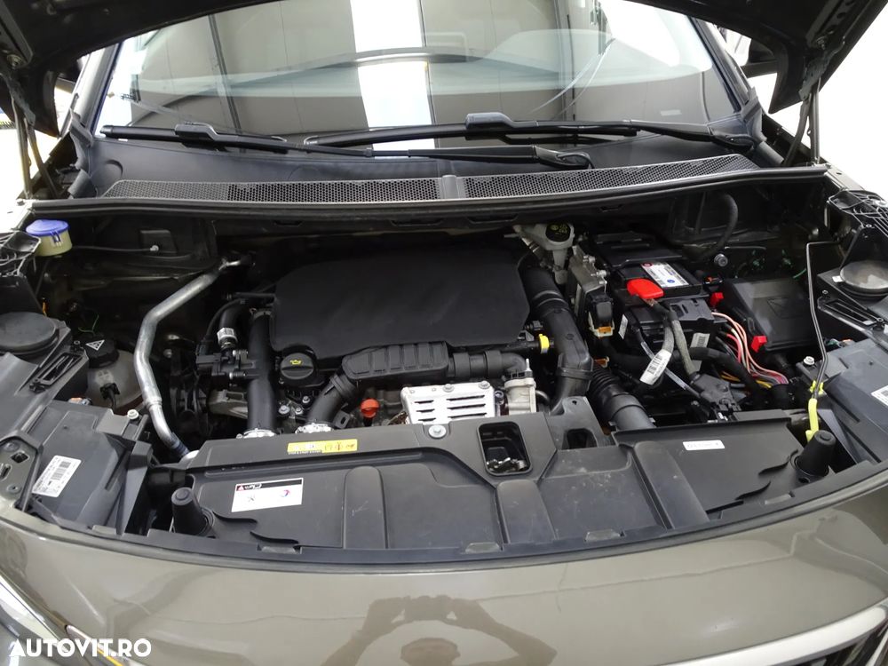 Peugeot 3008 1.2 PureTech S&S BVM6 Allure - 27