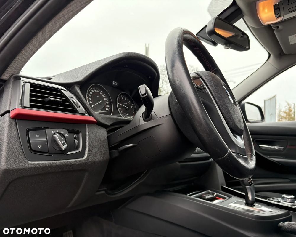 BMW Seria 3 316i Sport Line - 10