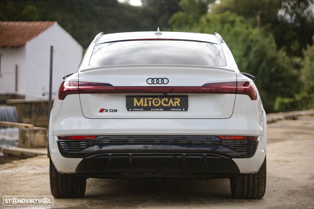 Audi SQ8 Sportback e-tron quattro - 10