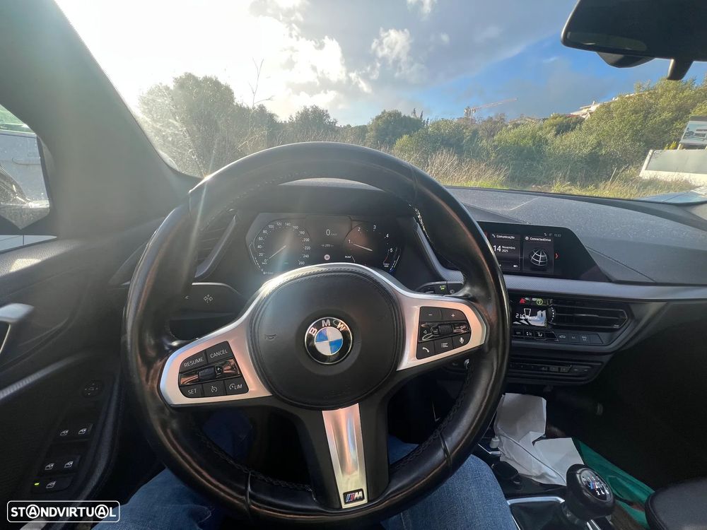 BMW 116 d Pack Desportivo M - 8
