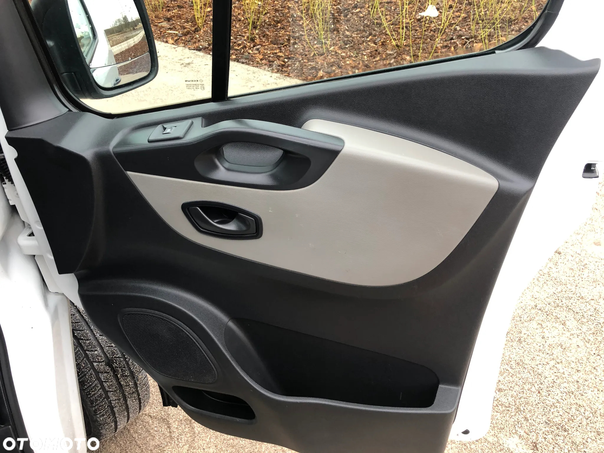Renault TRAFIC - 7