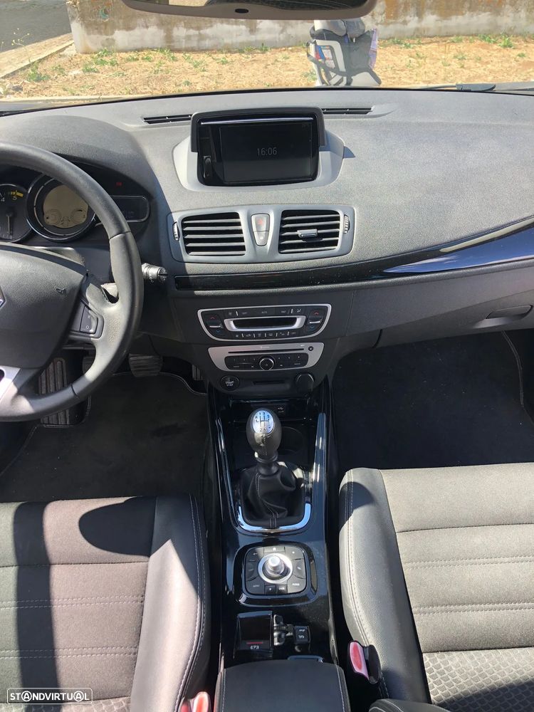 Renault Mégane Sport Tourer ENERGY dCi 110 Start & Stopp Bose Edition - 4