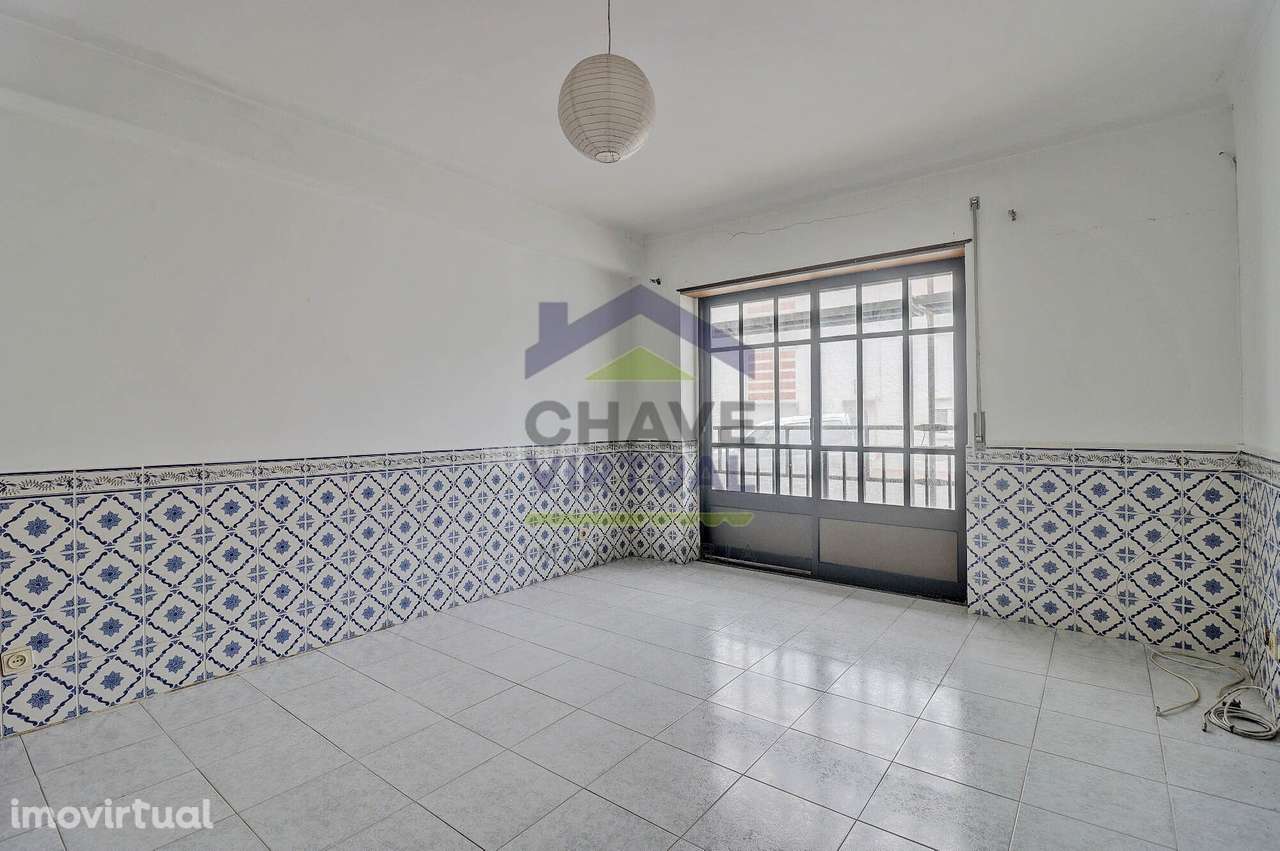 Apartamento T1 com Garagem junto à Praia - Areia Branca - Lourinhã - Grande imagem: 4/18