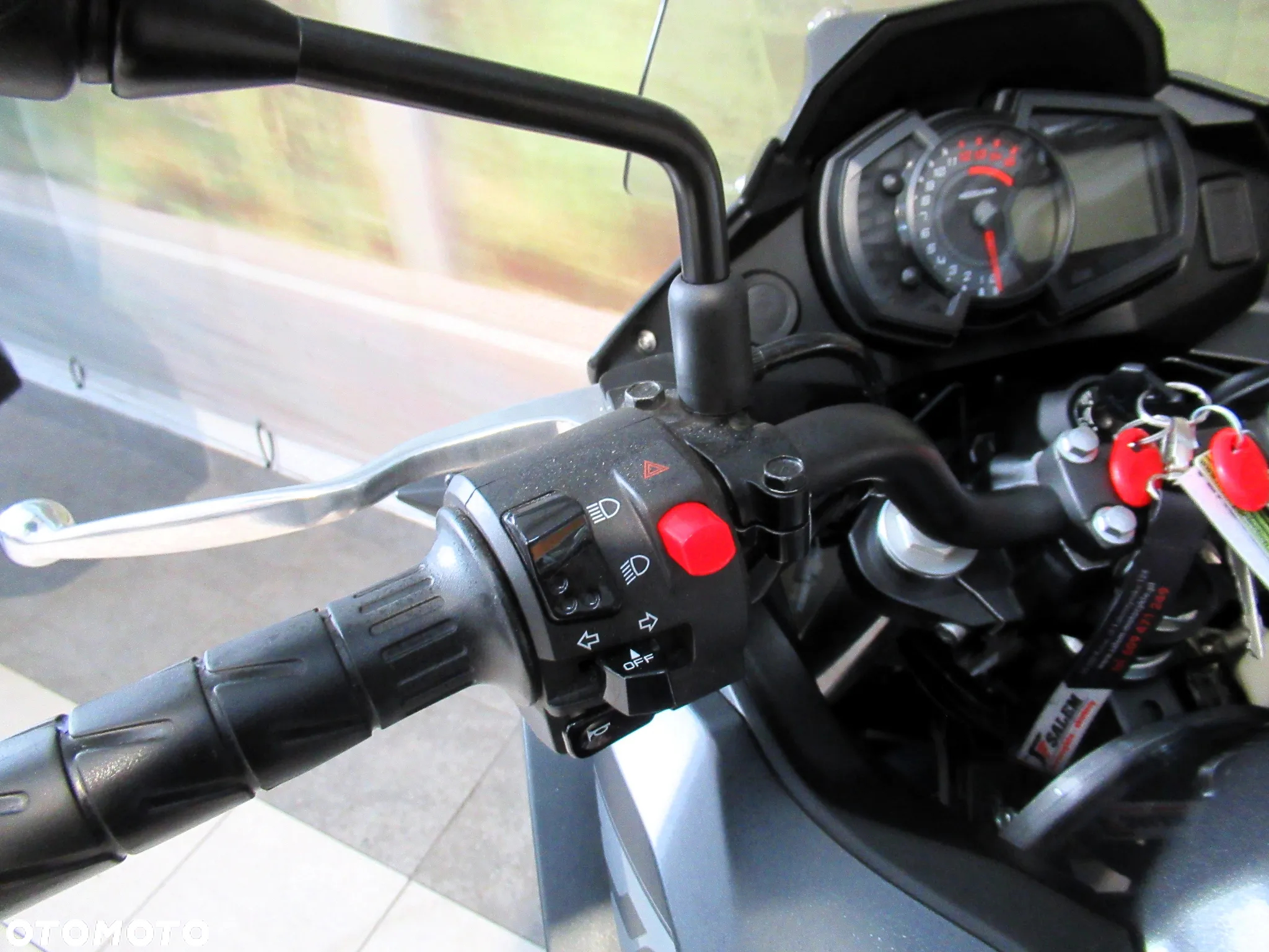 Kawasaki Versys-X 300 - 11