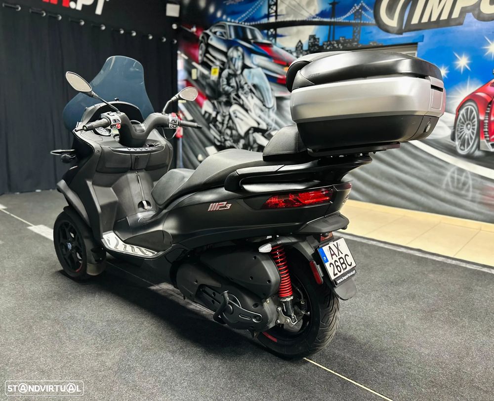 Piaggio MP3 - 2