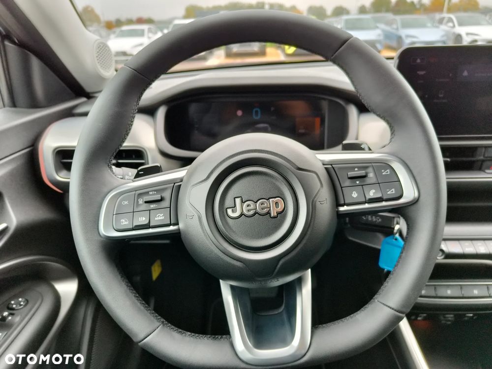 Jeep Avenger 1.2 T3 mHEV Altitude FWD eDCT6 - 15