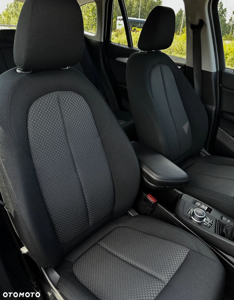 BMW X1 xDrive25e xLine - 33