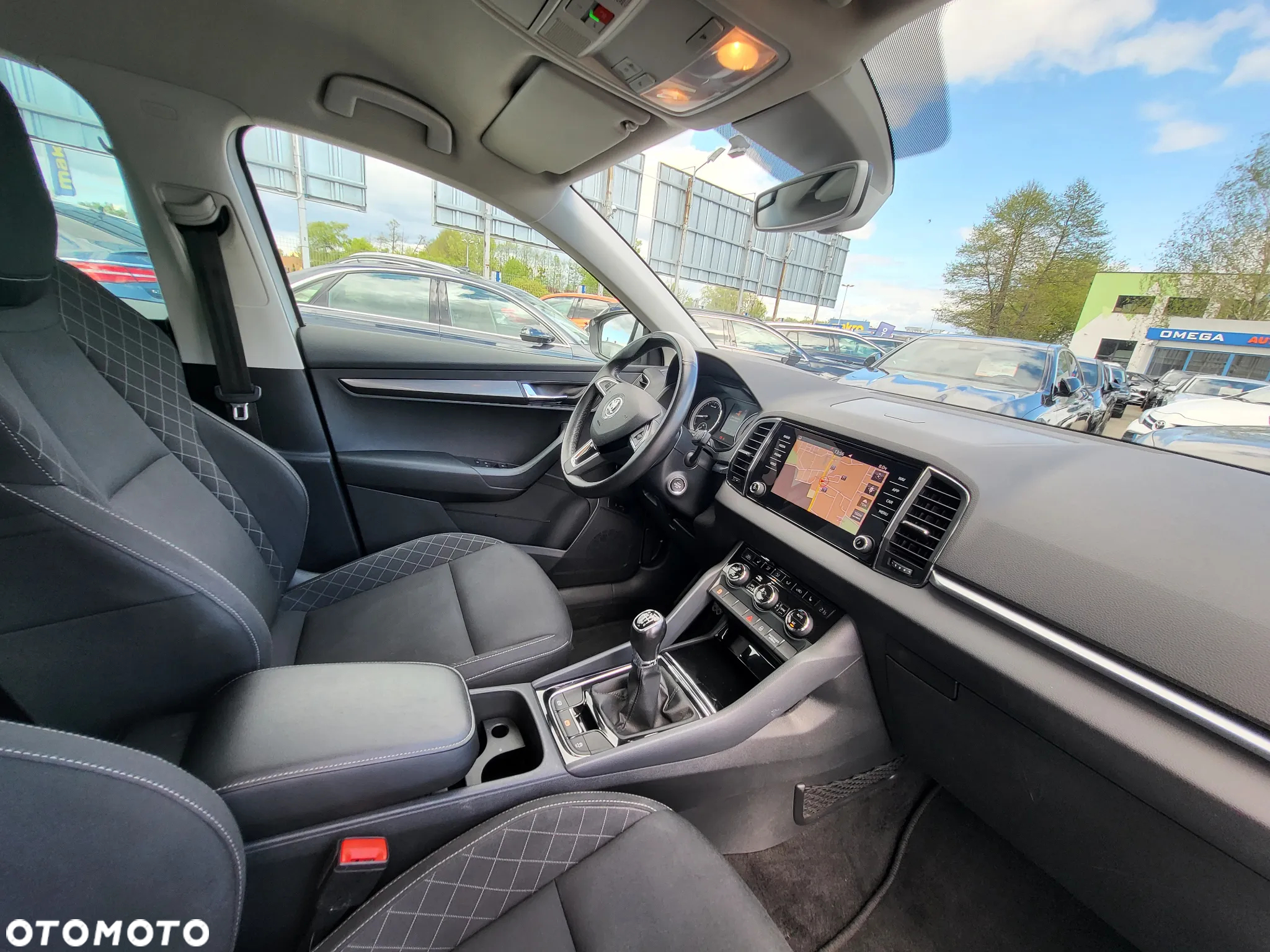 Skoda Karoq 1.0 TSI GPF 4x2 Ambition - 9