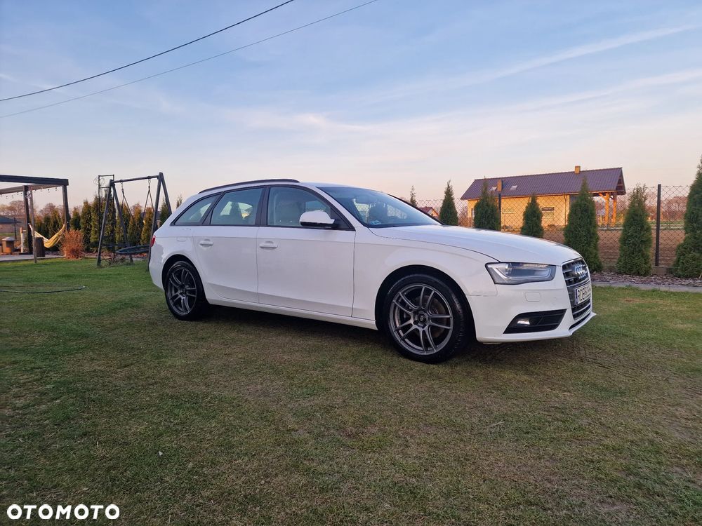 Audi A4 Avant - 4