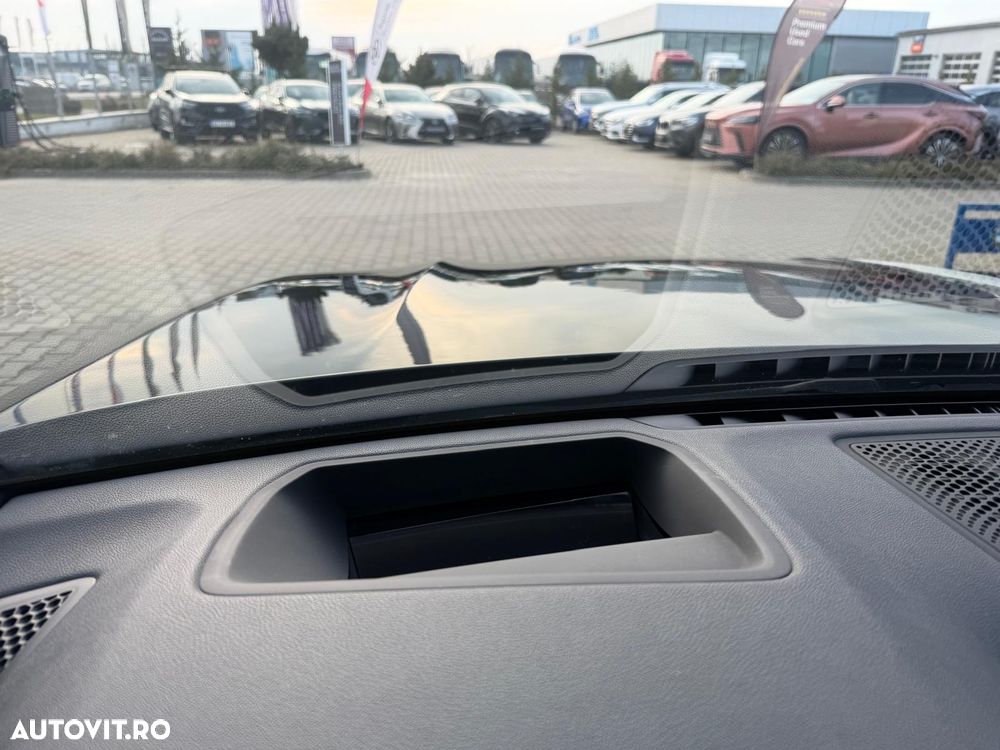 BMW Seria 7 740d xDrive - 18