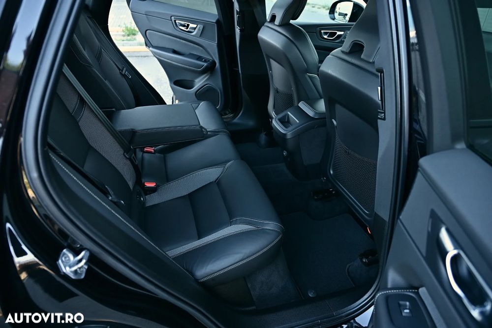 Volvo XC 60 B4 D AWD Geartronic RDesign - 25