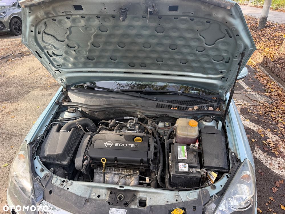 Opel Astra 1.6 Innovation 110 Jahre - 23