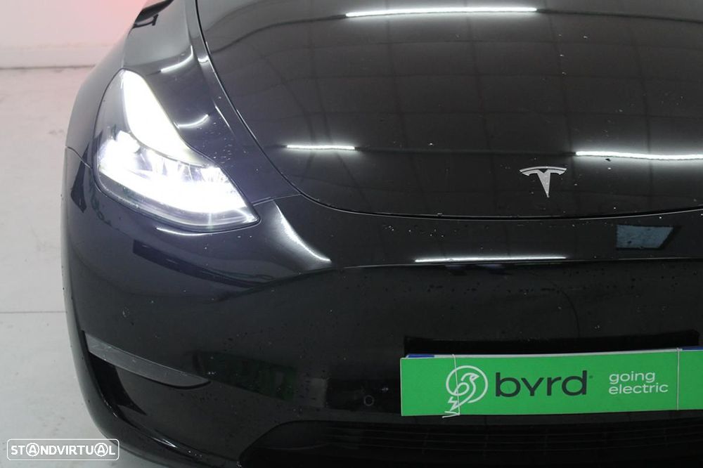 Tesla Model Y Performance AWD - 4