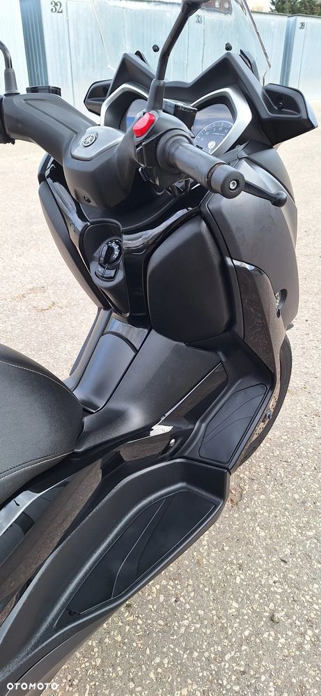 Yamaha X-max - 16
