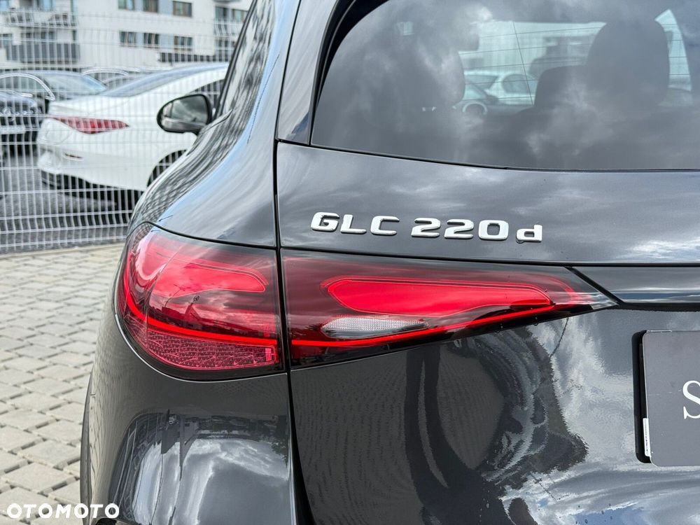 Mercedes-Benz GLC - 15