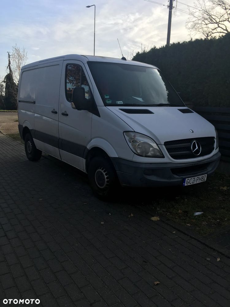Mercedes-Benz Sprinter - 1