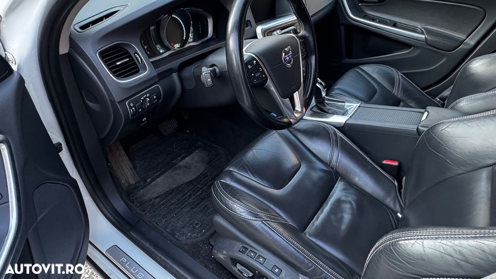 Volvo V60 D6 Plug-In-Hybrid AWD Geartronic Summum - 7