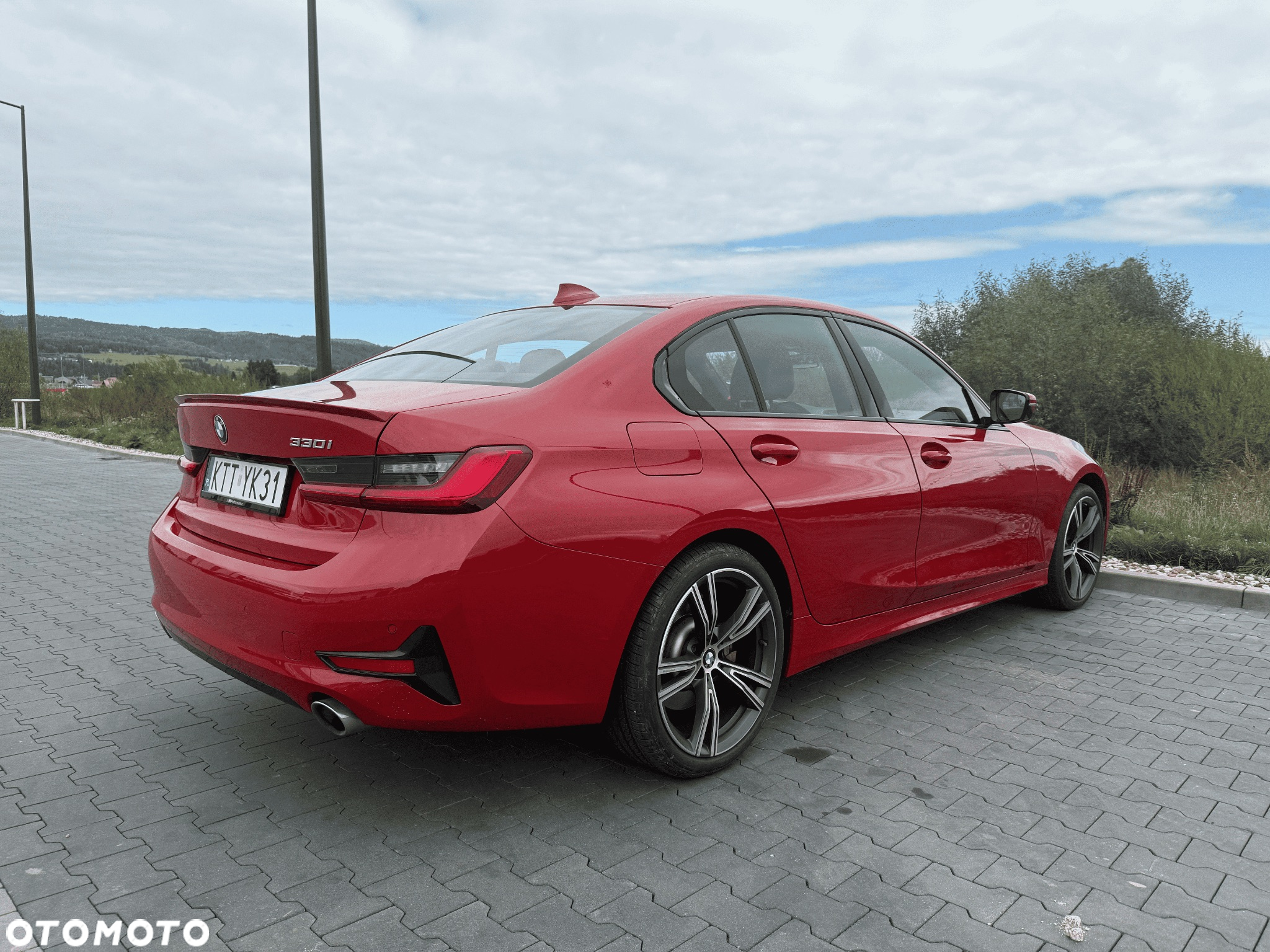 BMW Seria 3 330i Sport Line - 16