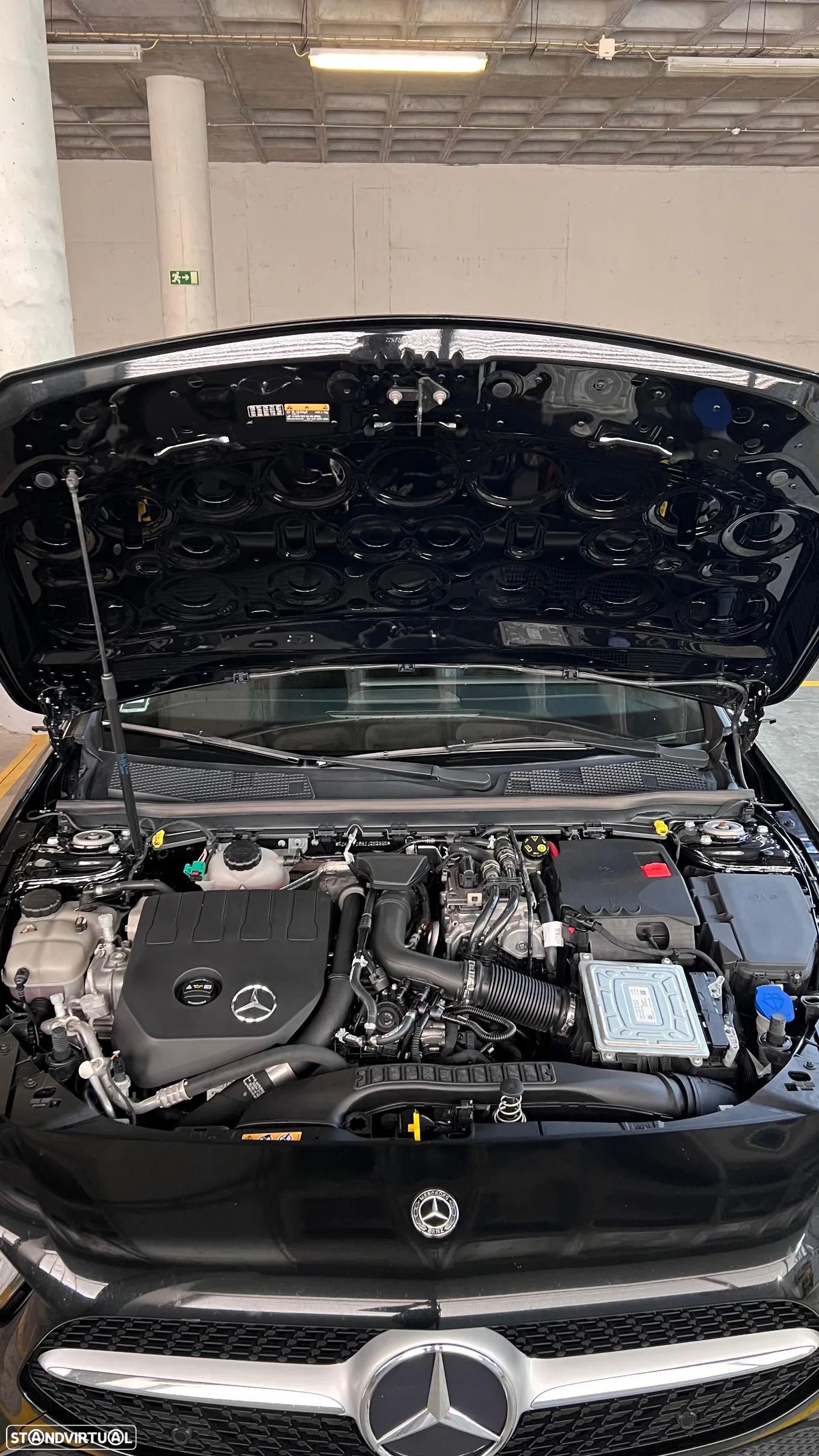 Mercedes-Benz A 250 Limousine - 8