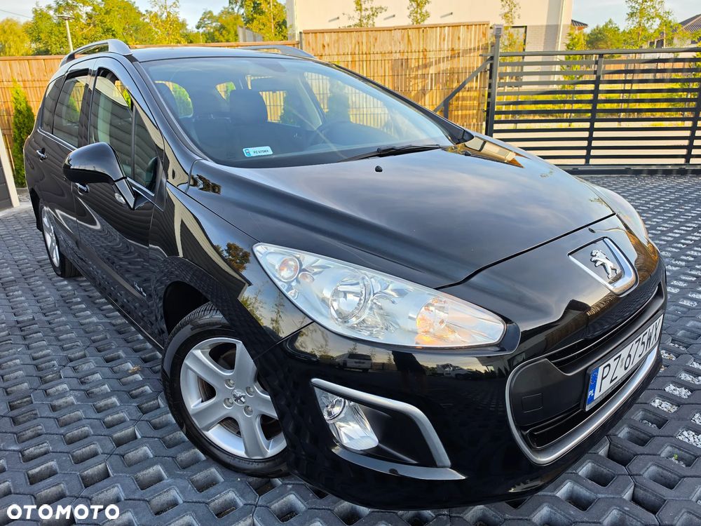 Peugeot 308 100 VTi Urban Move First Edition
