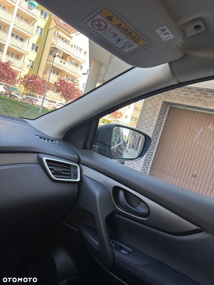 Nissan Qashqai - 15